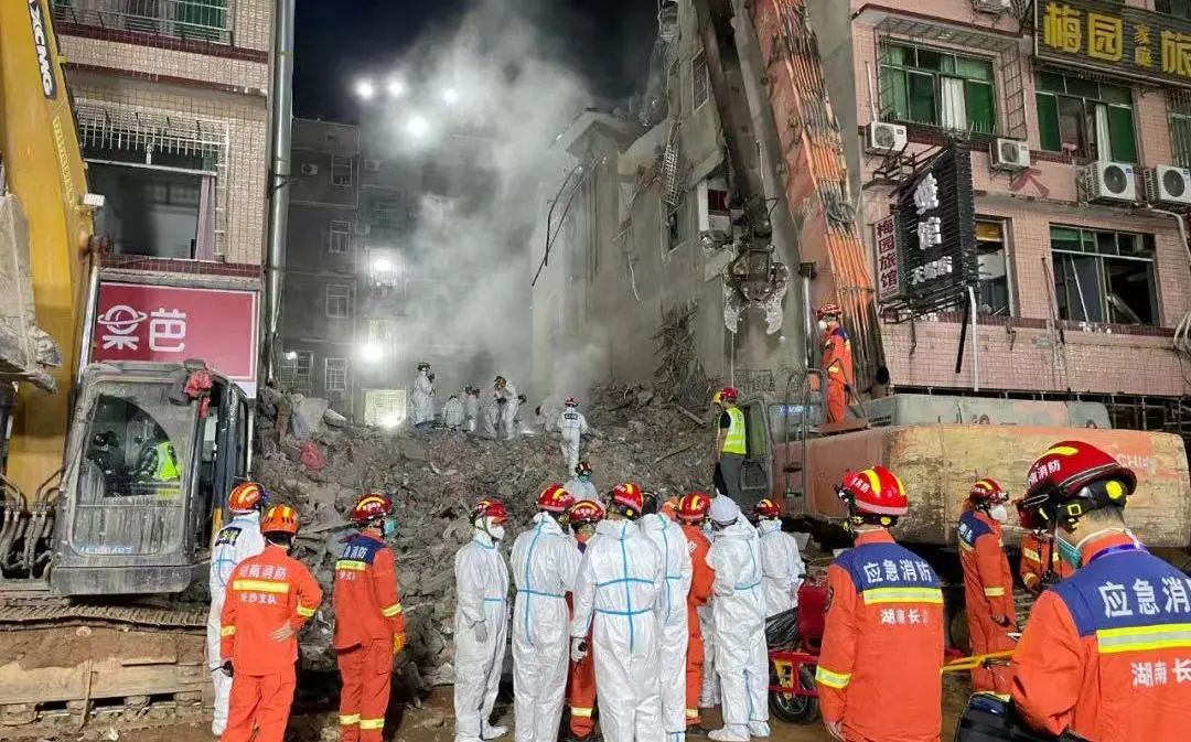 10人获救53人遇难长沙自建房倒塌事故救援结束国务院成立调查组