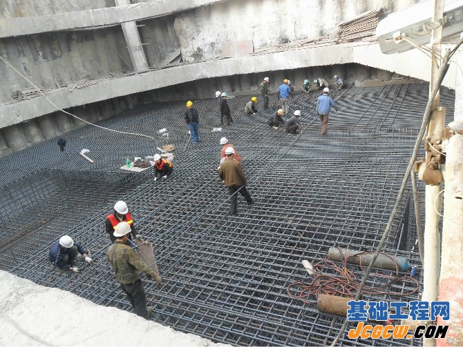 深基坑内支撑基坑开挖顺序图