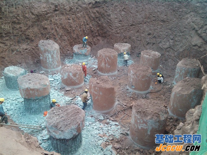 桩基施工现场图集