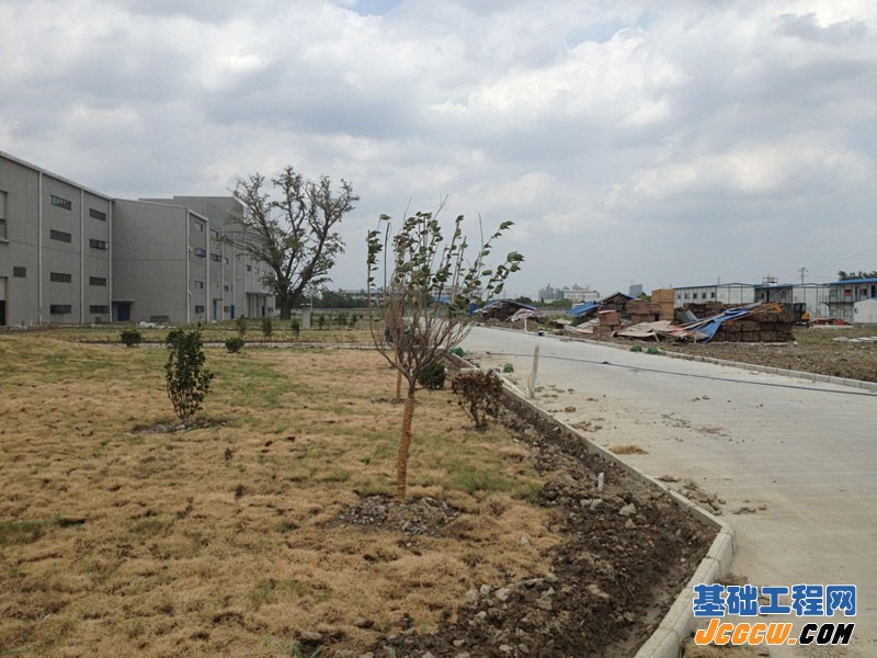 江苏通用基础工程有限公司昆山淀山湖别墅区项目部