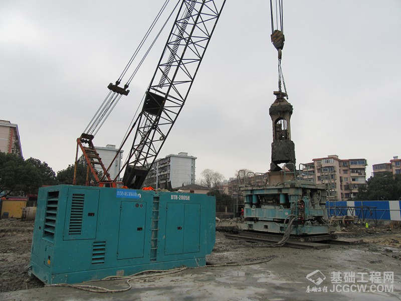 徐州盾安重工DTR2005H全套管全回转钻机施工案例
