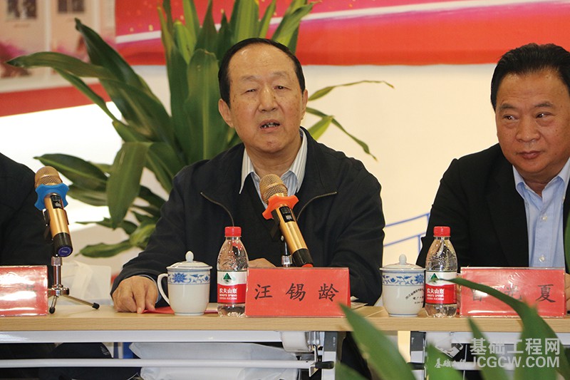 中国建筑科学研究院建筑机械化研究院与浙江振中工程机械有限公司战略合作30周年