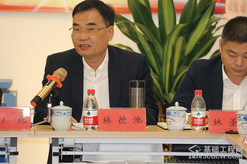 中国建筑科学研究院建筑机械化研究院与浙江振中工程机械有限公司战略合作30周年