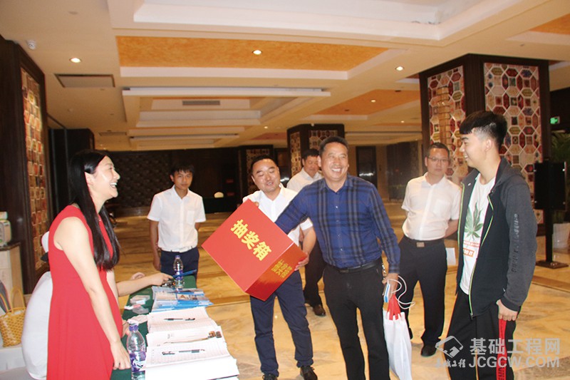 智领高端 铸造品质——2018中国中车系列旋挖钻机产品推广会暨浙皖区域订货会