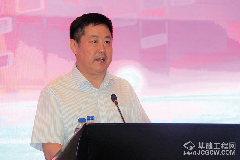 智领高端 铸造品质——2018中国中车系列旋挖钻机产品推广会暨浙皖区域订货会