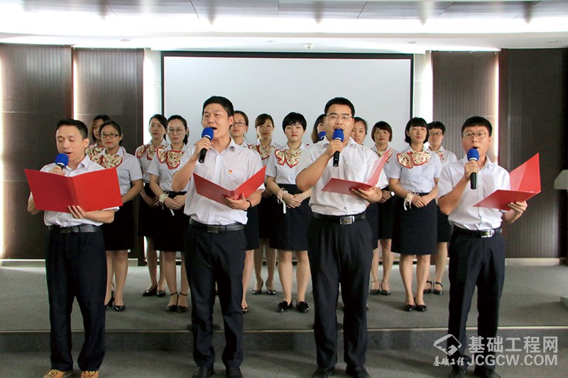岁月峥嵘不忘初心,爱我中车砥砺前行——庆祝中国共产党成立97周年暨“两优一先”表彰大会圆满召开
